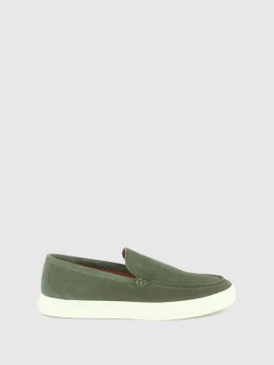 Loafers Pontiagudas em Verde
