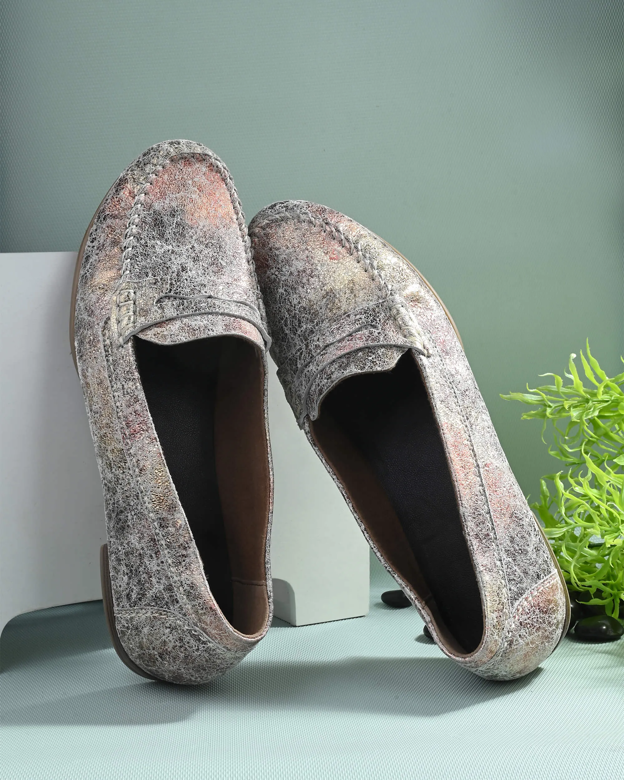 Lucy Dark Honey Moccasin