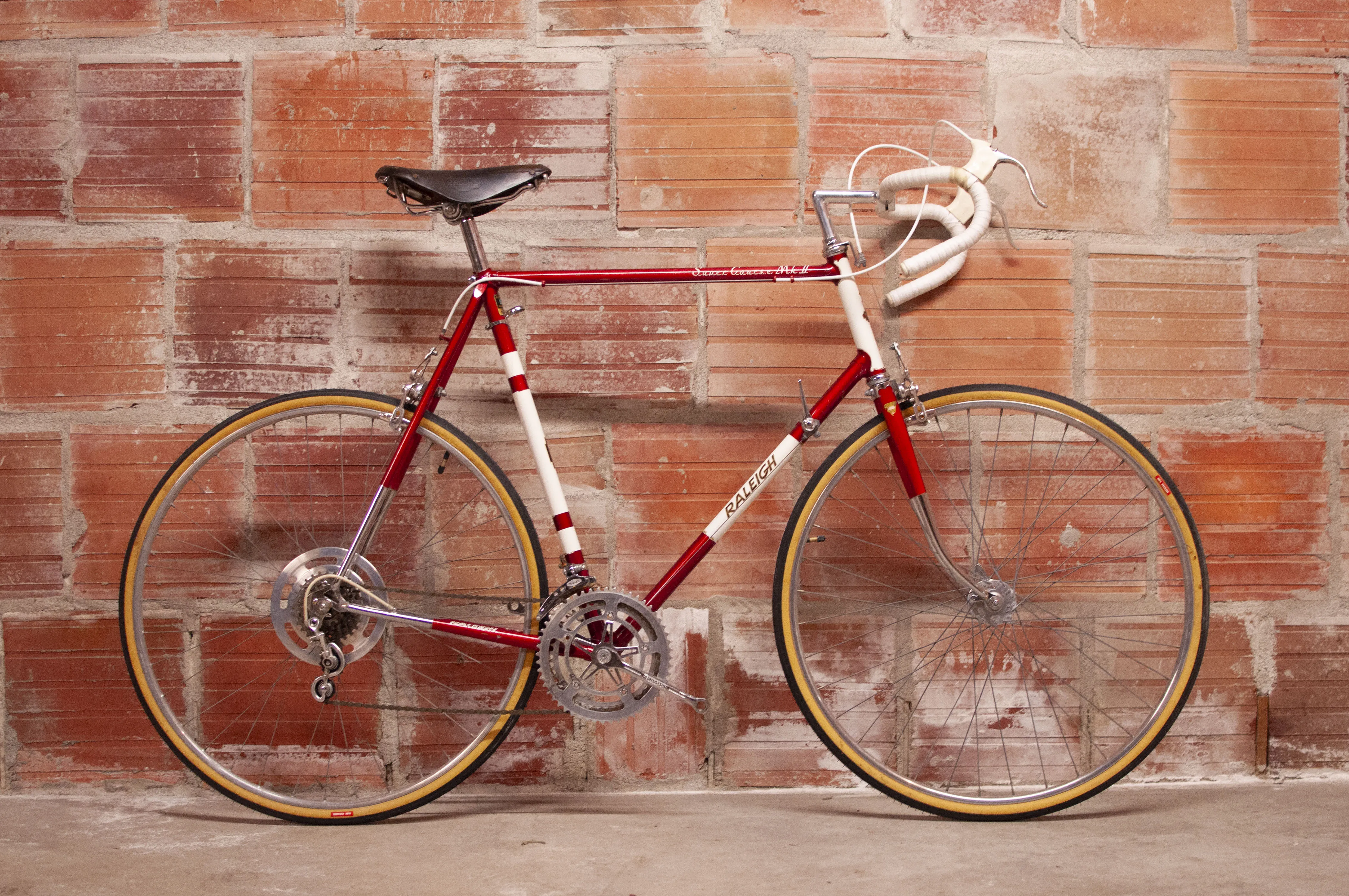 Raleigh Super Course MK II - 63cm frame - Red and white