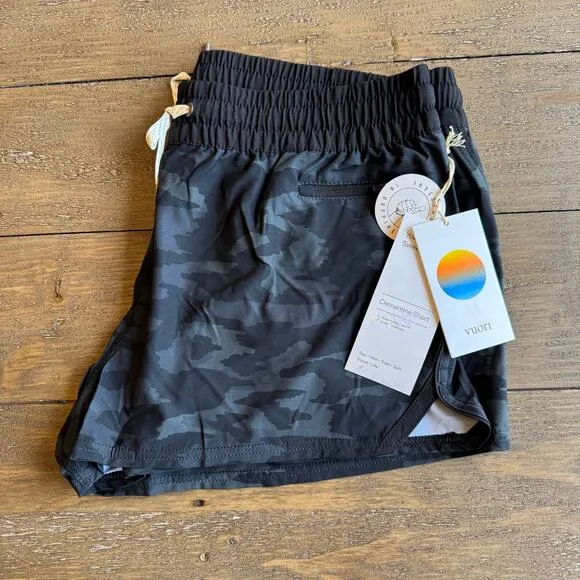 Vuori Women's Running Shorts Size XL Clementine 2.5&quot; Gray Camo Walking Workout